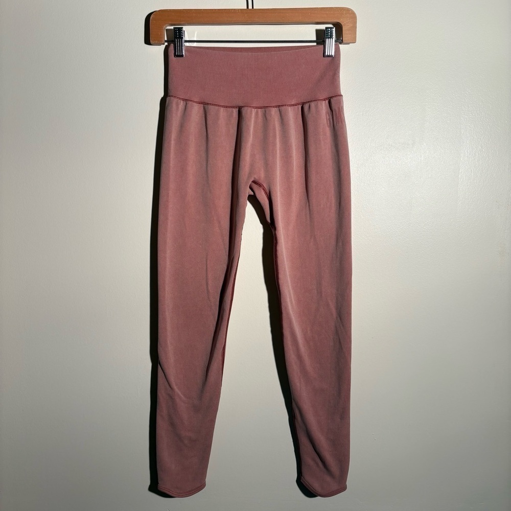 GymShark High Waisted Rose Leggings